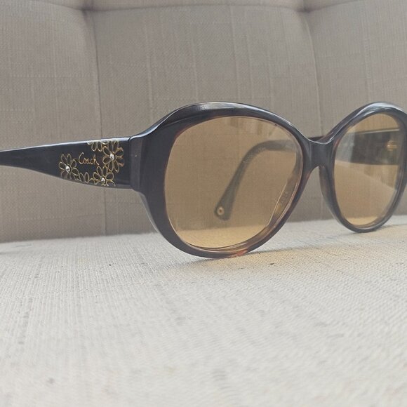 Coach Women Sunglasses Yellow Tone Lenses HC8010 PAYTON Dark  display picture 2